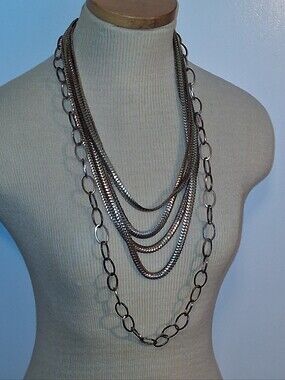 GRAZIANO Set Of 2 Necklaces